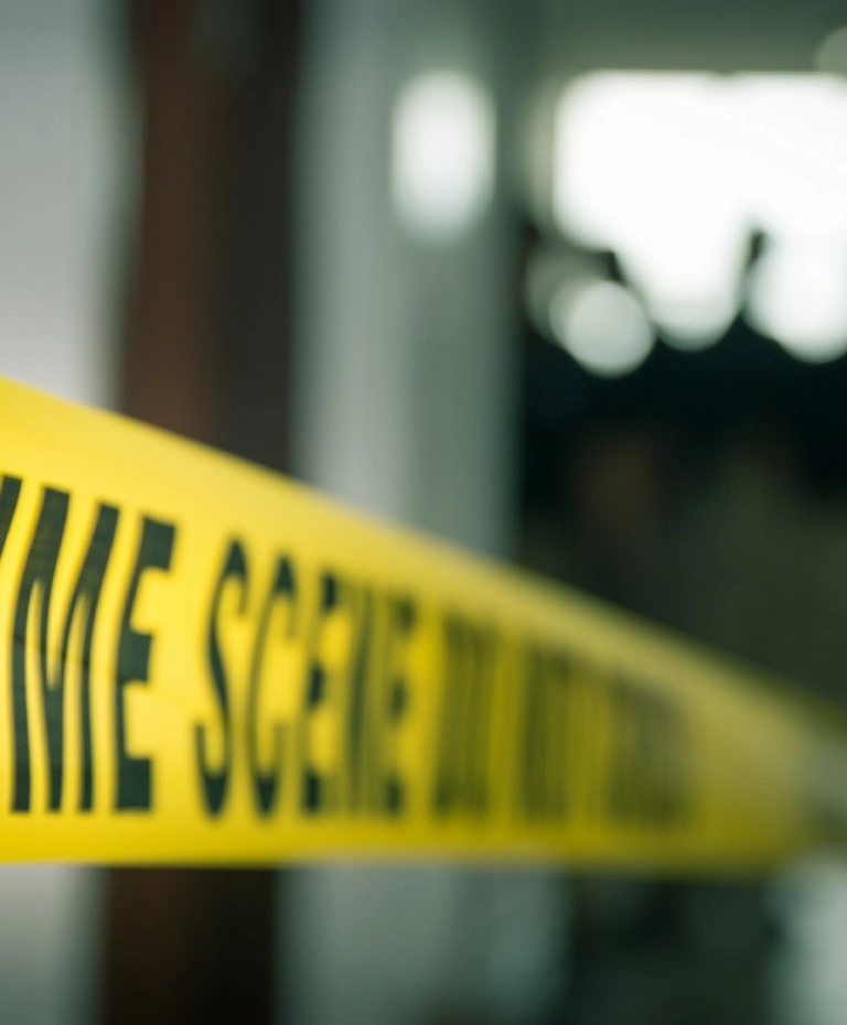 kajdanki na&nbsp;stole